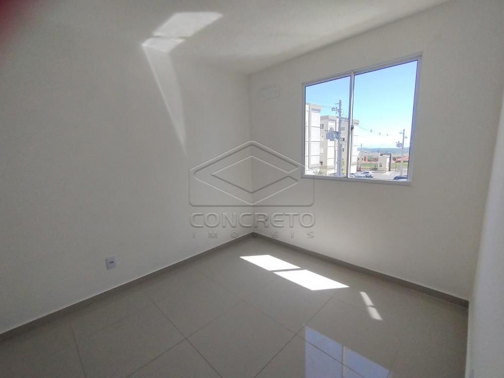 Alugar Apartamento / Padr&atilde;o em Botucatu R$ 1.170,00 - Foto 7