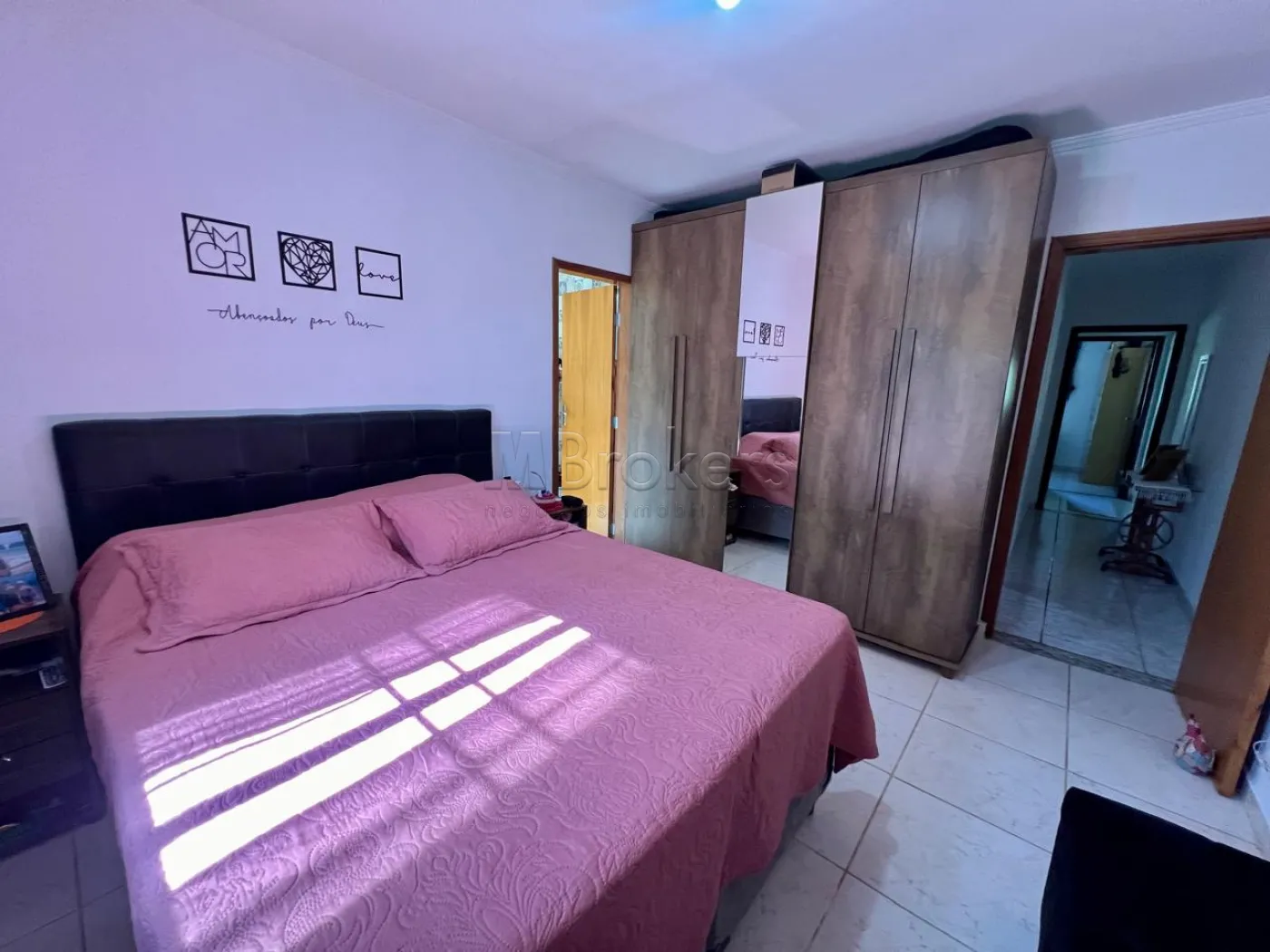 Comprar Casa / Padr&atilde;o em Botucatu R$ 400.000,00 - Foto 5