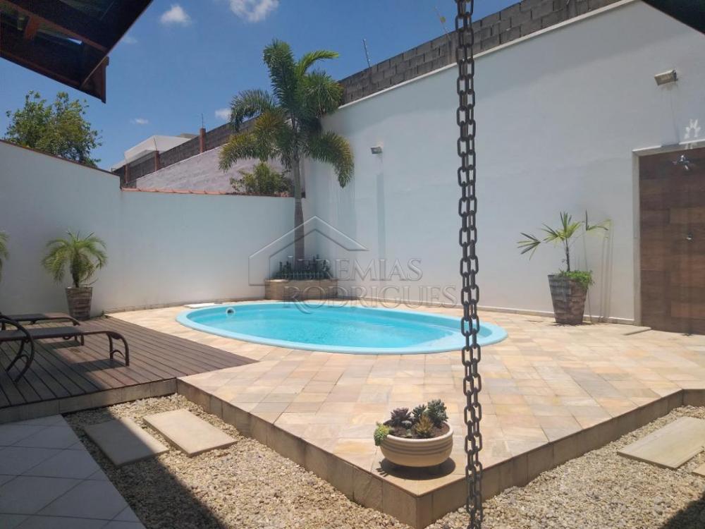Comprar Casa / Padr&atilde;o em Pindamonhangaba R$ 1.431.000,00 - Foto 3