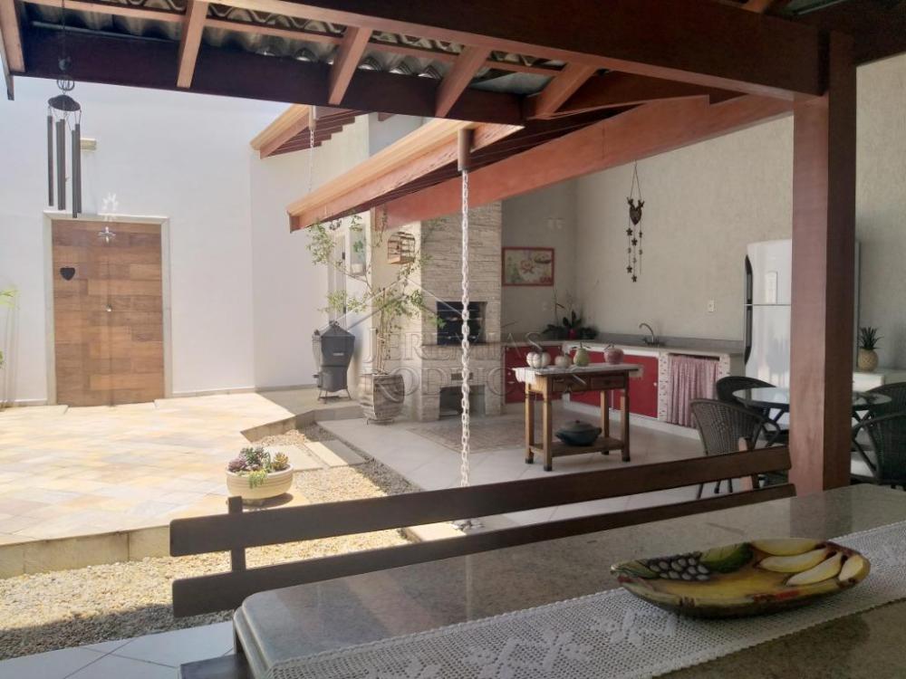 Comprar Casa / Padr&atilde;o em Pindamonhangaba R$ 1.431.000,00 - Foto 4
