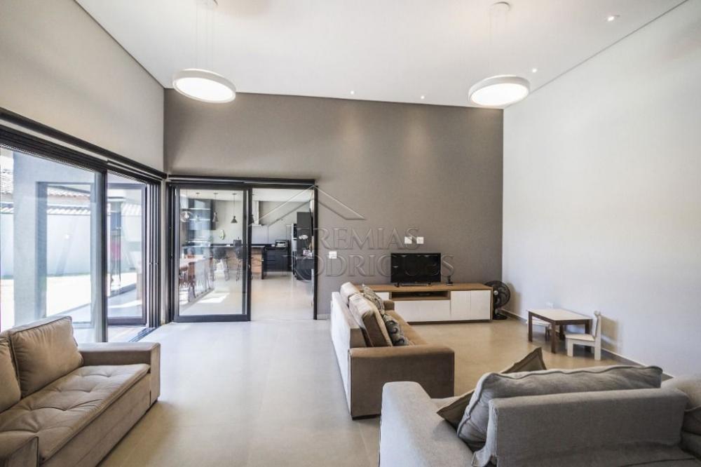 Comprar Casa / Condom&iacute;nio em Pindamonhangaba R$ 2.500.000,00 - Foto 3