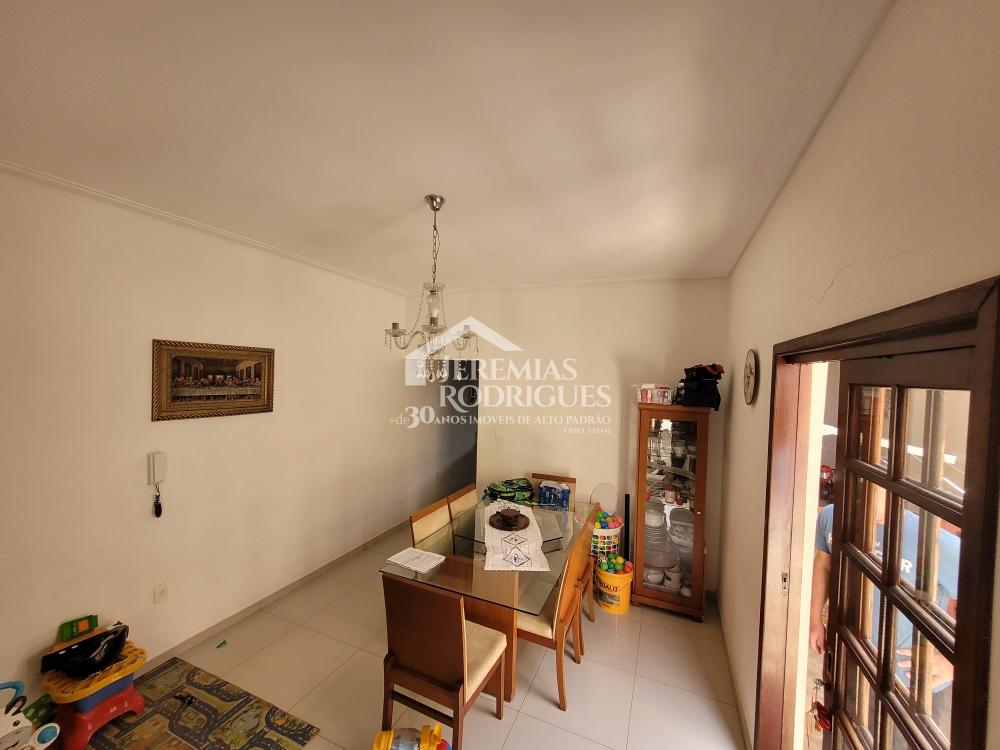 Comprar Casa / Sobrado em Pindamonhangaba R$ 620.000,00 - Foto 2