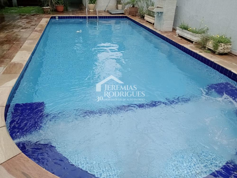 Comprar Casa / Sobrado em Pindamonhangaba R$ 850.000,00 - Foto 1