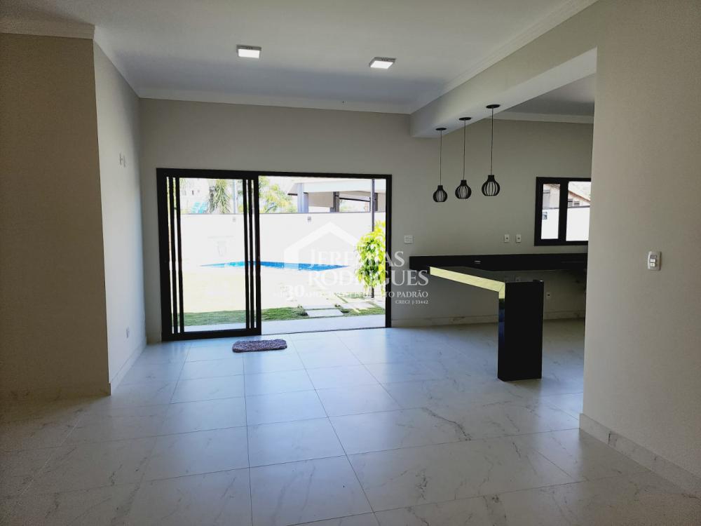 Comprar Casa / Condom&iacute;nio em Trememb&eacute; R$ 1.400.000,00 - Foto 14