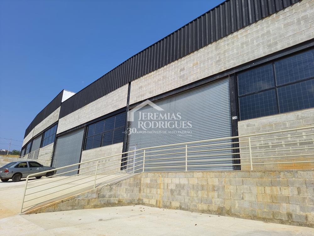 Alugar Comercial / Galp&atilde;o em Taubat&eacute; R$ 7.500,00 - Foto 16