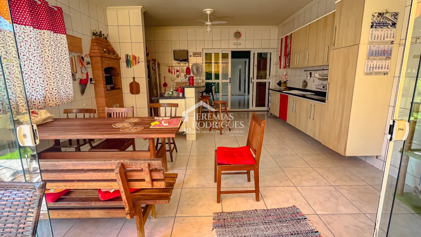 Comprar Casa / Condom&iacute;nio em Pindamonhangaba R$ 950.000,00 - Foto 1