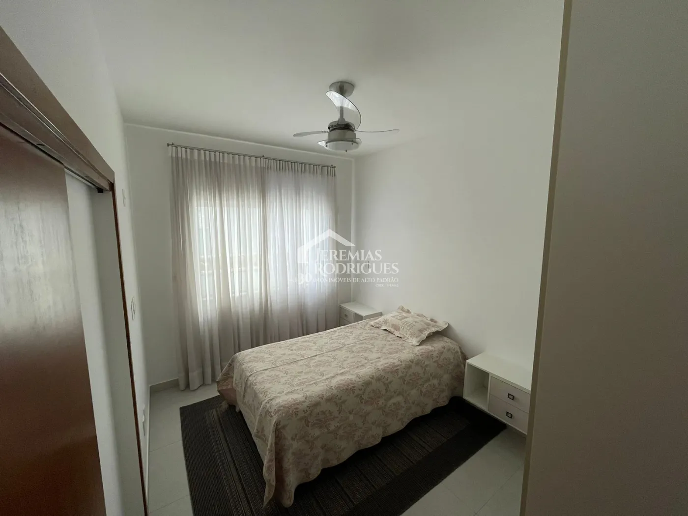 Alugar Casa / Condom&iacute;nio em Pindamonhangaba R$ 5.500,00 - Foto 13