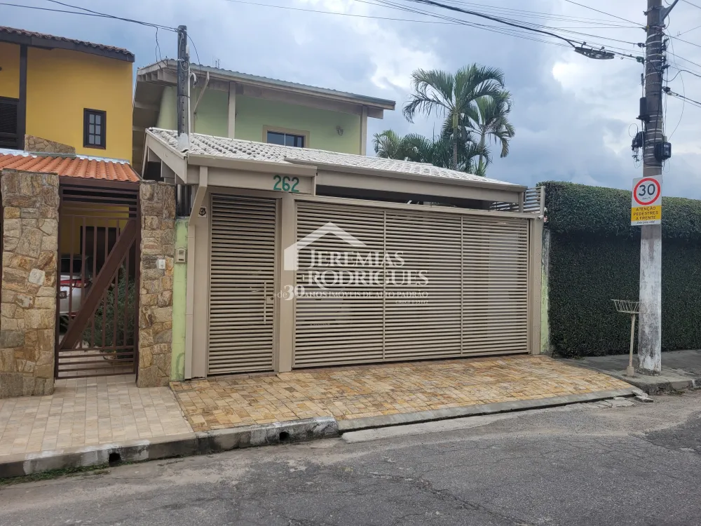 Alugar Casa / Sobrado em Pindamonhangaba R$ 3.700,00 - Foto 1