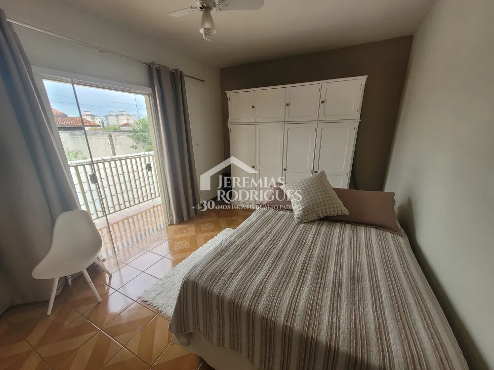 Alugar Casa / Sobrado em Pindamonhangaba R$ 3.700,00 - Foto 6