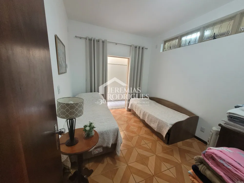 Alugar Casa / Sobrado em Pindamonhangaba R$ 3.700,00 - Foto 11