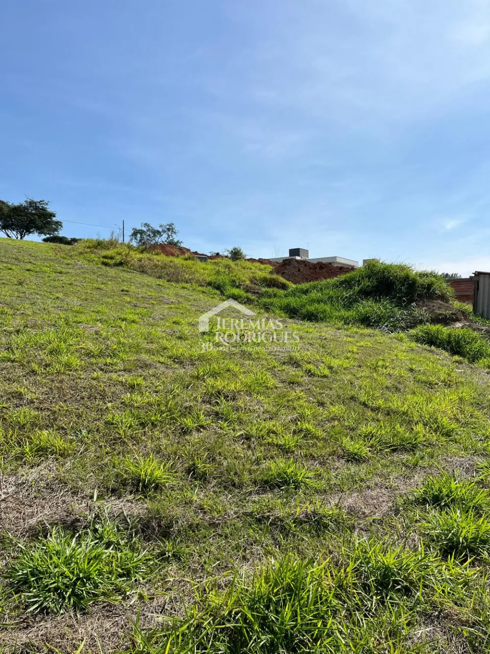 Comprar Terreno / Condom&iacute;nio em Taubat&eacute; R$ 300.000,00 - Foto 4