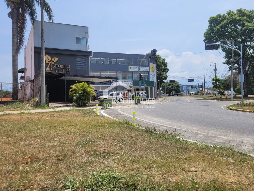 Alugar Comercial / Pr&eacute;dio em Pindamonhangaba R$ 1.100,00 - Foto 2