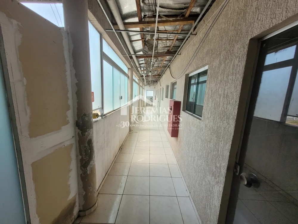 Alugar Comercial / Pr&eacute;dio em Pindamonhangaba R$ 1.100,00 - Foto 10