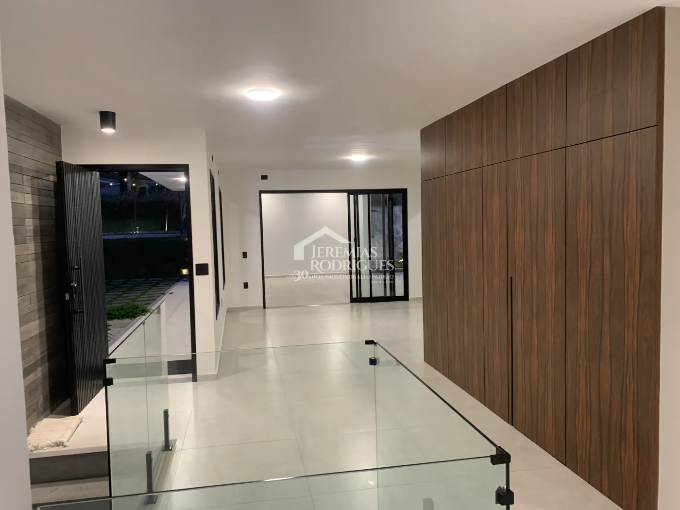 Comprar Casa / Condom&iacute;nio em Taubat&eacute; R$ 2.540.000,00 - Foto 4