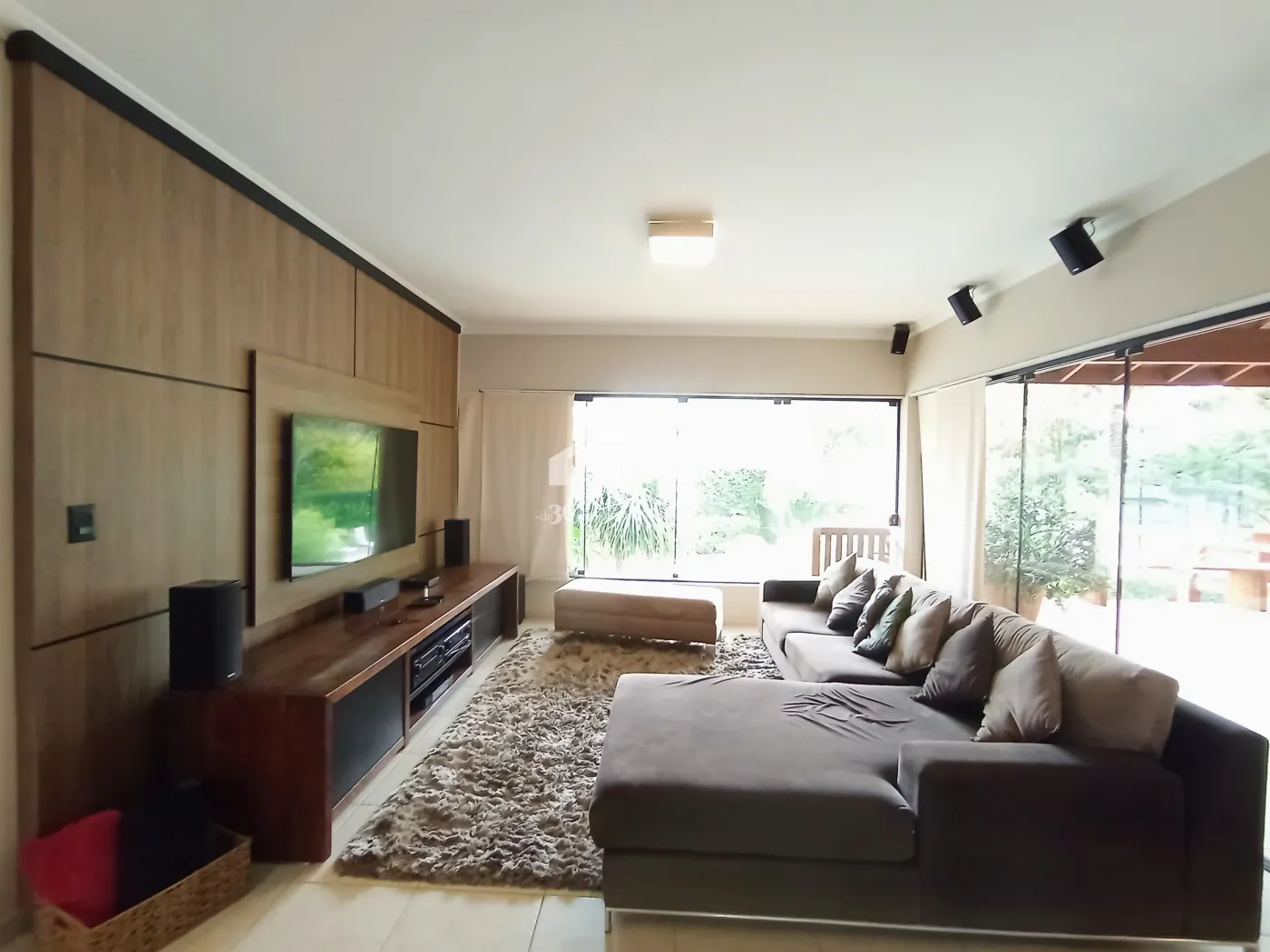 Alugar Casa / Condom&iacute;nio em Pindamonhangaba R$ 9.816,72 - Foto 9