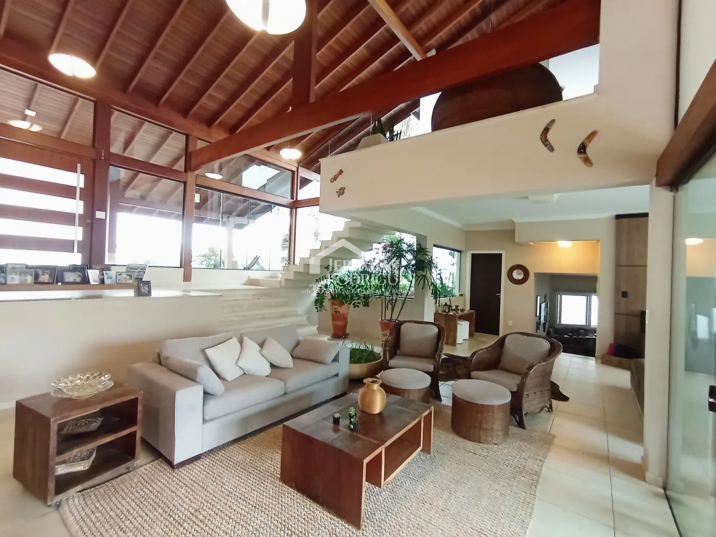 Alugar Casa / Condom&iacute;nio em Pindamonhangaba R$ 9.816,72 - Foto 3