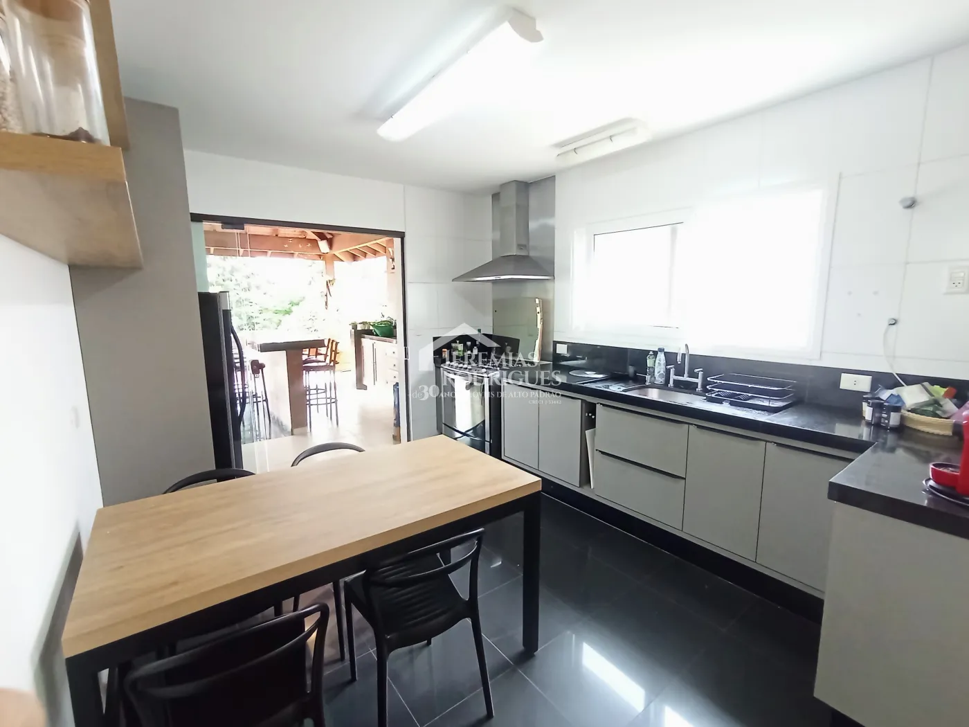 Alugar Casa / Condom&iacute;nio em Pindamonhangaba R$ 9.816,72 - Foto 21