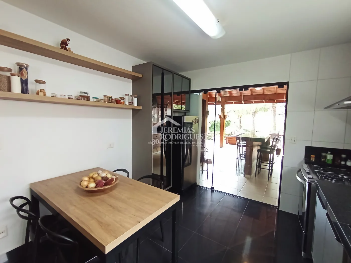 Alugar Casa / Condom&iacute;nio em Pindamonhangaba R$ 9.816,72 - Foto 29