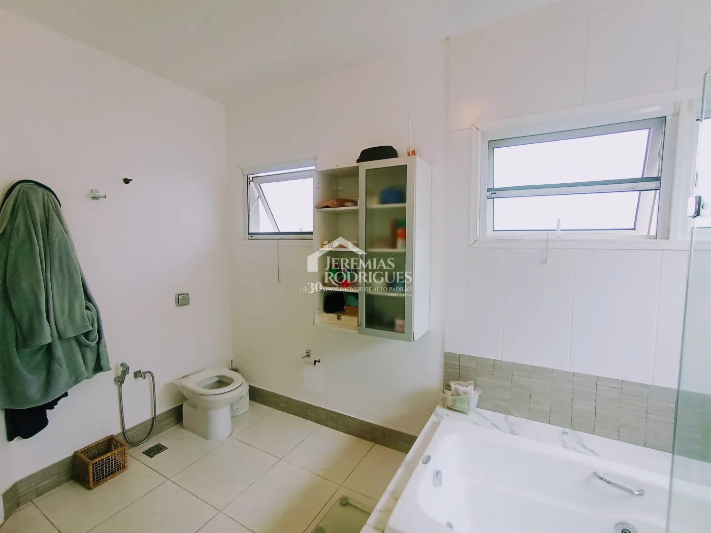 Alugar Casa / Condom&iacute;nio em Pindamonhangaba R$ 9.816,72 - Foto 43