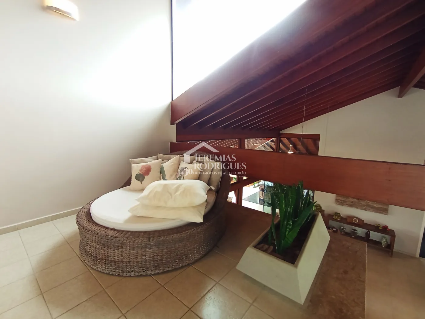 Alugar Casa / Condom&iacute;nio em Pindamonhangaba R$ 9.816,72 - Foto 48