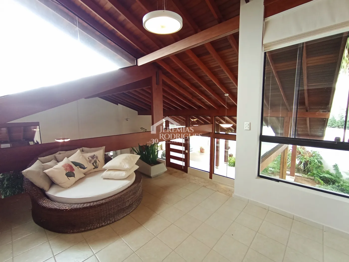 Alugar Casa / Condom&iacute;nio em Pindamonhangaba R$ 9.816,72 - Foto 49