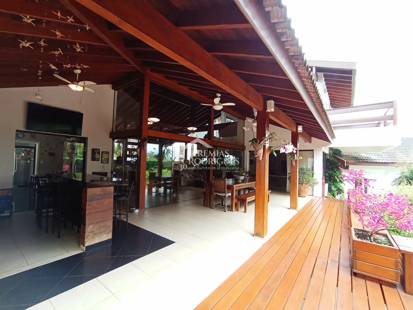 Alugar Casa / Condom&iacute;nio em Pindamonhangaba R$ 9.816,72 - Foto 72