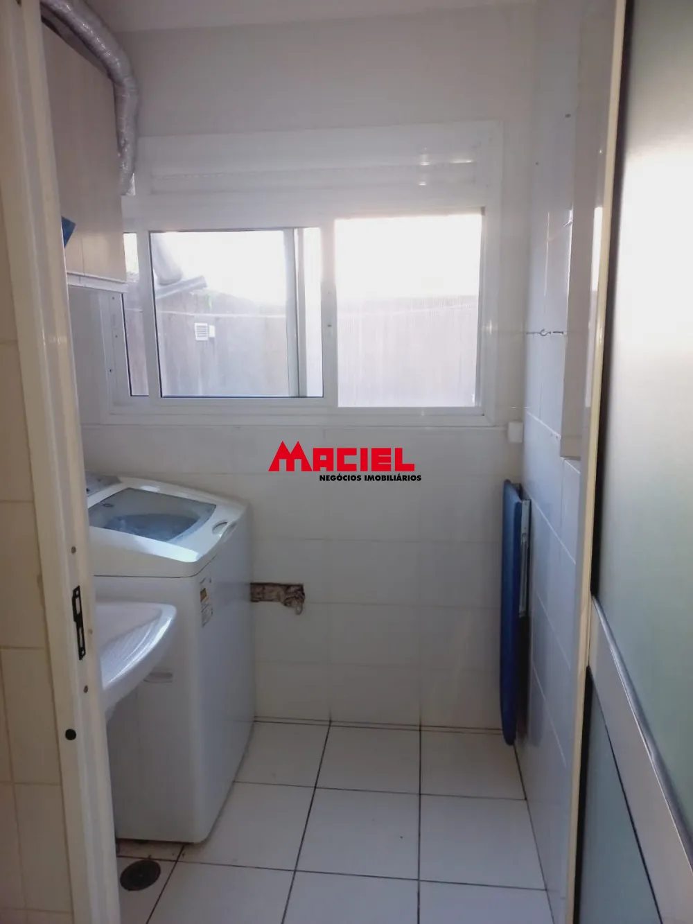 Comprar Apartamento / Padr&atilde;o em S&atilde;o Jos&eacute; dos Campos R$ 350.000,00 - Foto 15