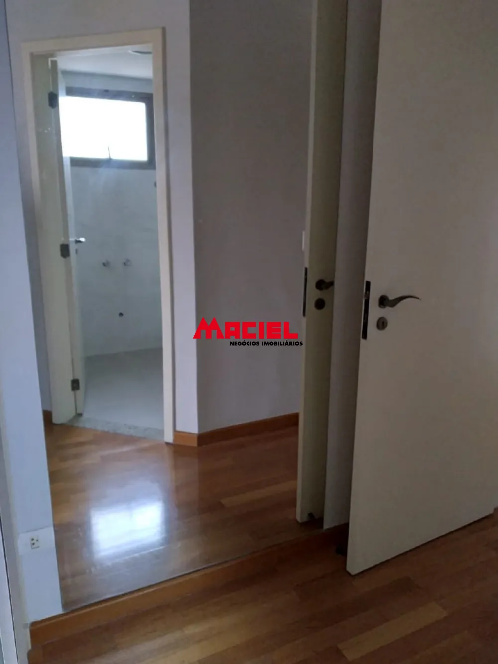 Comprar Apartamento / Padr&atilde;o em S&atilde;o Jos&eacute; dos Campos R$ 2.050.000,00 - Foto 40