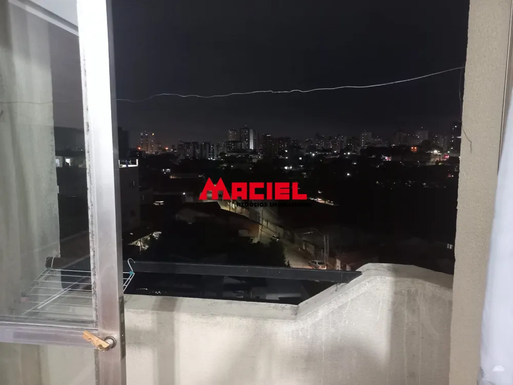 Alugar Apartamento / Padr&atilde;o em S&atilde;o Jos&eacute; dos Campos R$ 1.600,00 - Foto 3