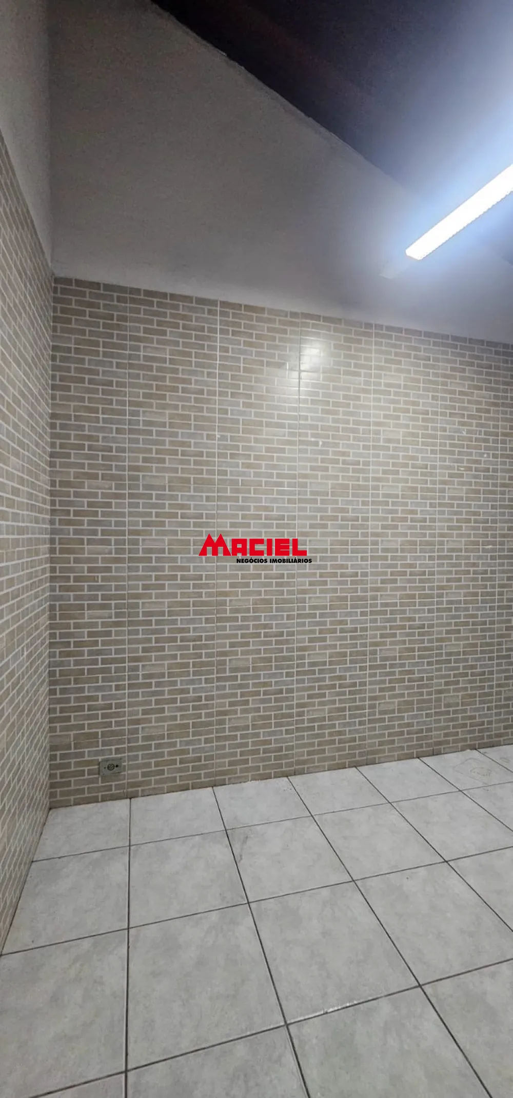 Alugar Casa / Padr&atilde;o em S&atilde;o Jos&eacute; dos Campos R$ 2.560,00 - Foto 4