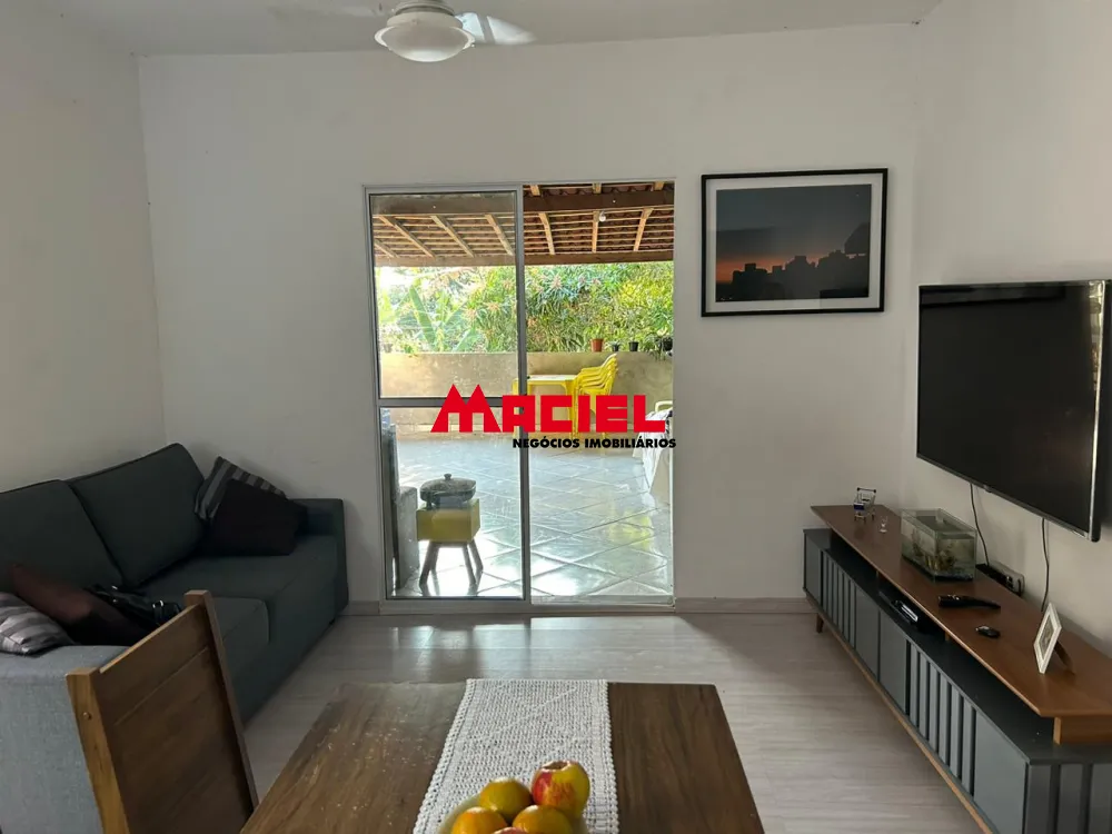 Comprar Casa / Padr&atilde;o em S&atilde;o Jos&eacute; dos Campos R$ 420.000,00 - Foto 3