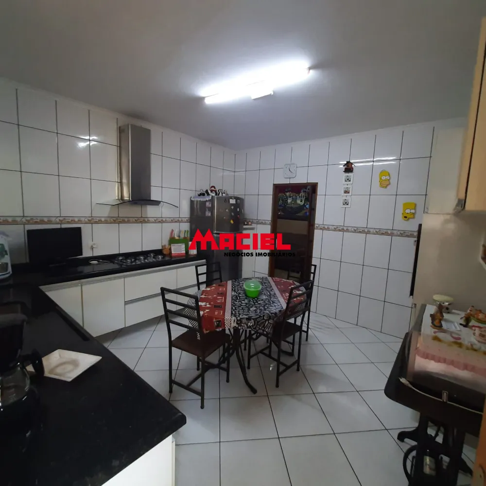 Alugar Casa / Padr&atilde;o em S&atilde;o Jos&eacute; dos Campos R$ 5.000,00 - Foto 8