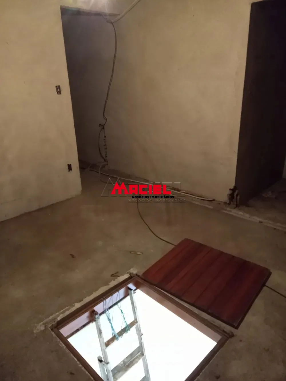 Alugar Casa / Sobrado em S&atilde;o Jos&eacute; dos Campos R$ 4.800,00 - Foto 16