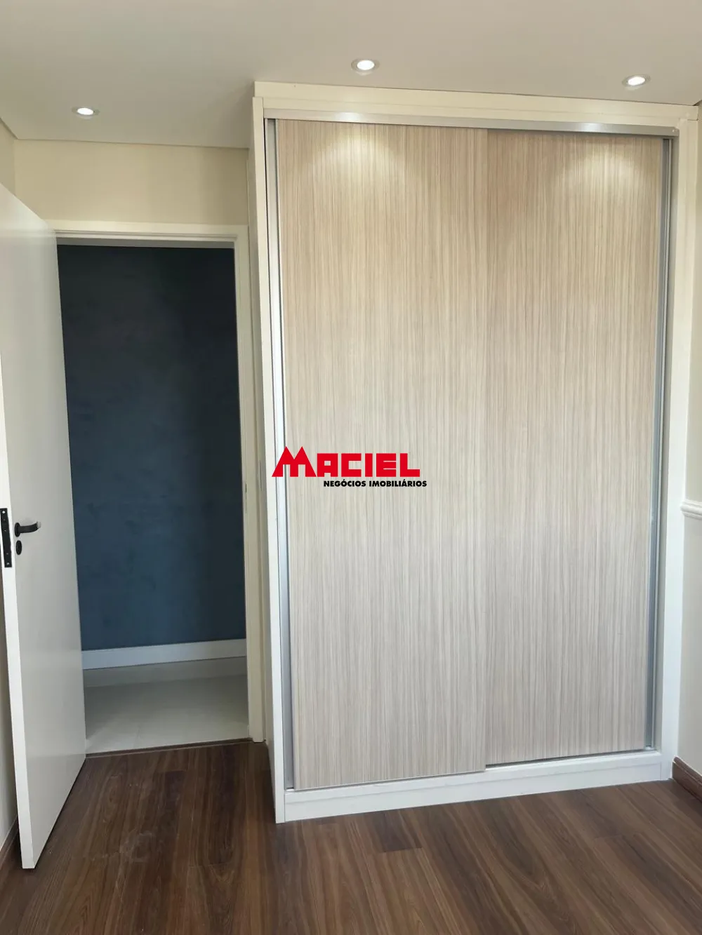 Comprar Apartamento / Padr&atilde;o em S&atilde;o Jos&eacute; dos Campos R$ 330.000,00 - Foto 6