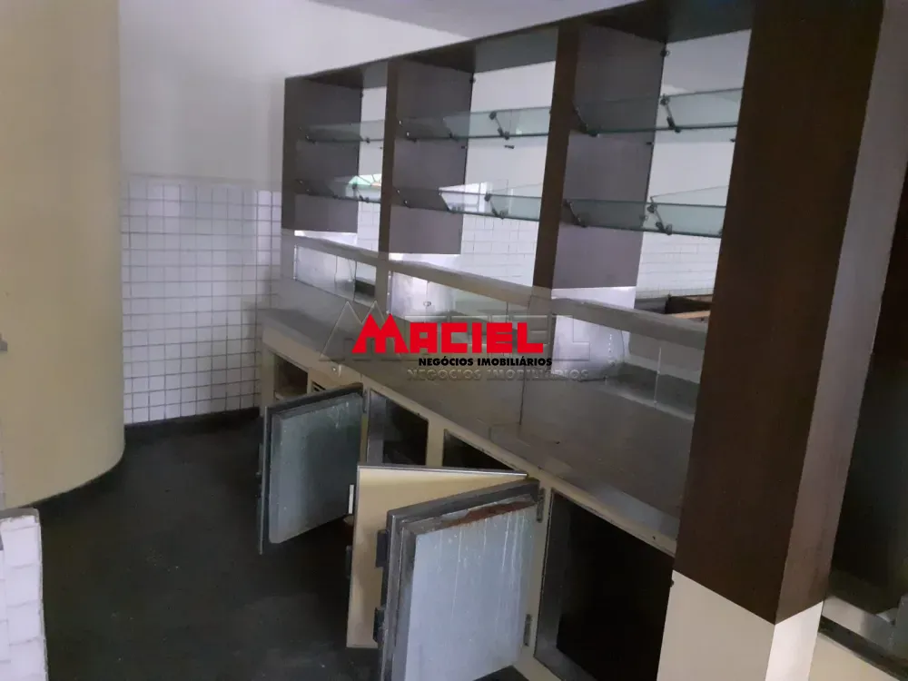 Alugar Comercial / Ponto Comercial em S&atilde;o Jos&eacute; dos Campos R$ 22.000,00 - Foto 3