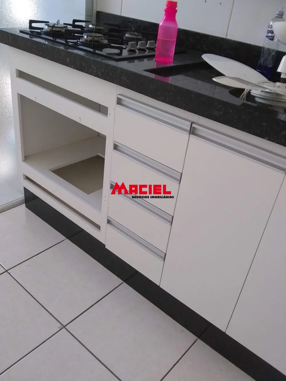 Alugar Apartamento / Padr&atilde;o em S&atilde;o Jos&eacute; dos Campos R$ 1.300,00 - Foto 4