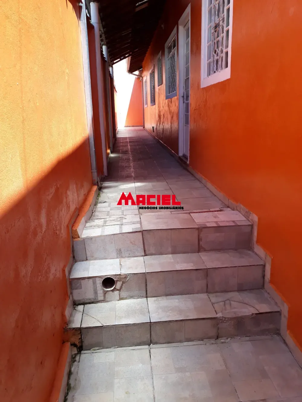 Alugar Casa / Padr&atilde;o em S&atilde;o Jos&eacute; dos Campos R$ 1.700,00 - Foto 15