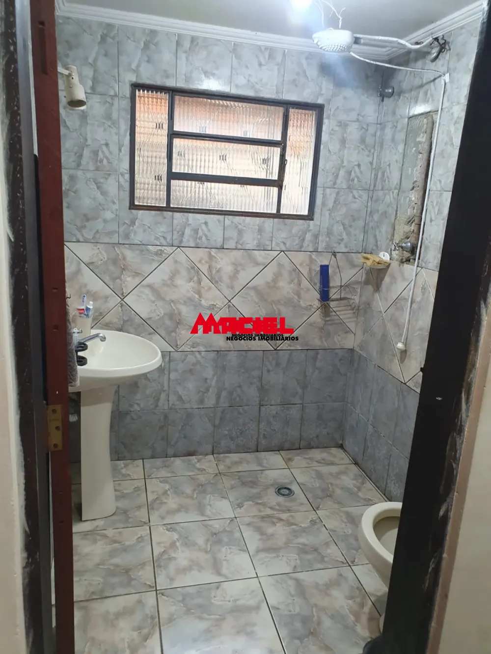 Alugar Casa / Sobrado em S&atilde;o Jos&eacute; dos Campos R$ 1.700,00 - Foto 15