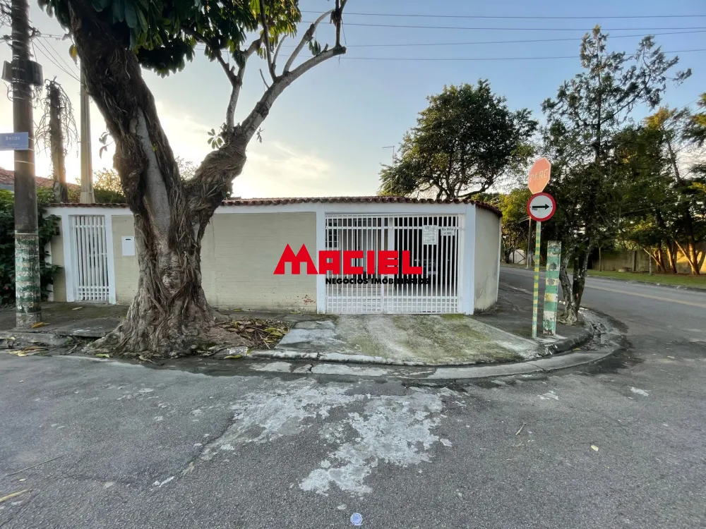 Comprar Casa / Padr&atilde;o em S&atilde;o Jos&eacute; dos Campos R$ 850.000,00 - Foto 1