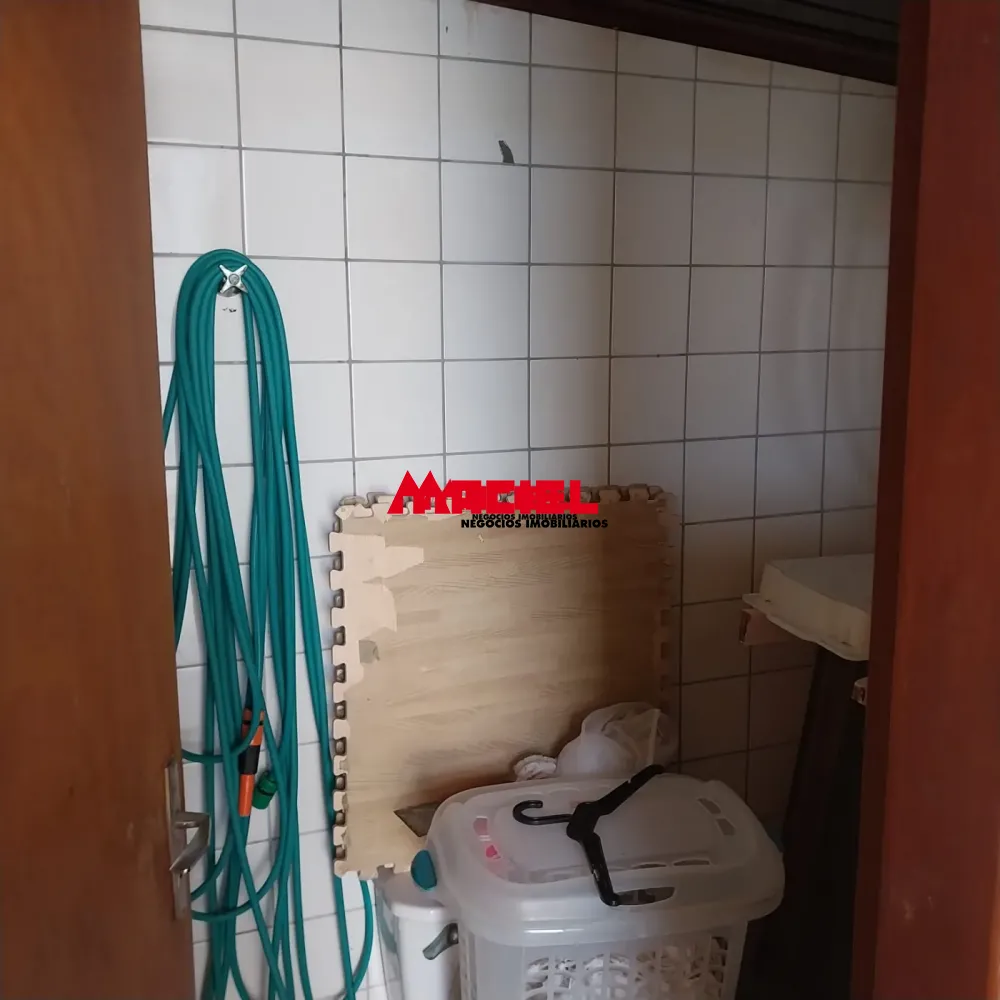 Alugar Casa / Padr&atilde;o em S&atilde;o Jos&eacute; dos Campos R$ 4.500,00 - Foto 30