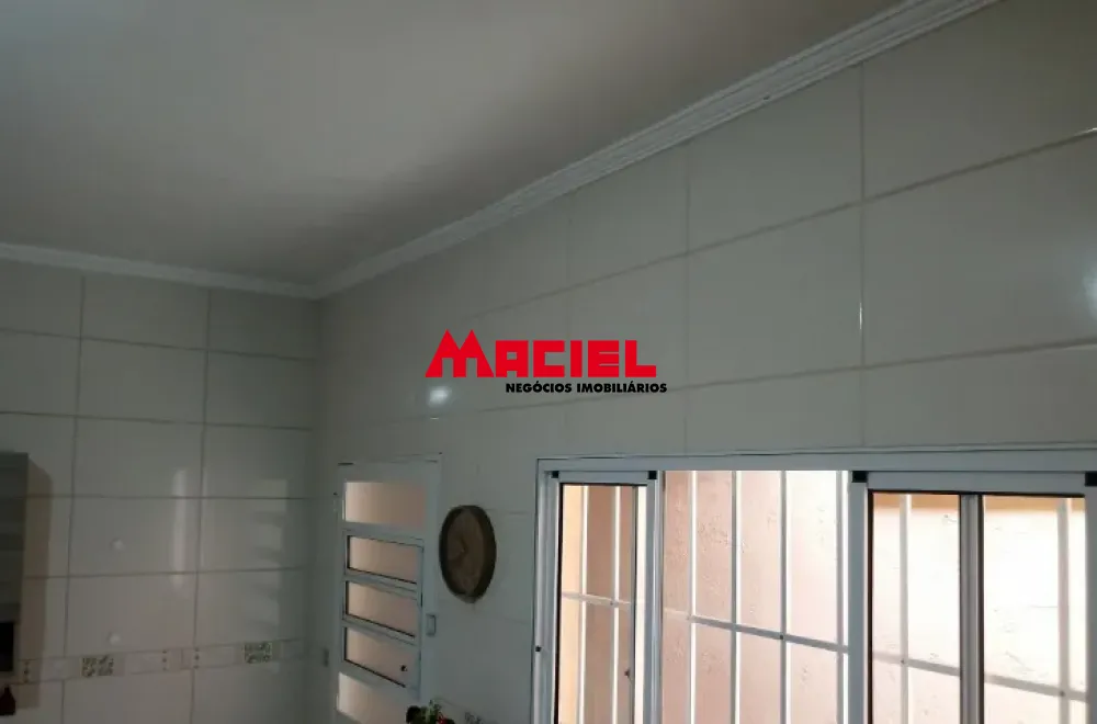 Comprar Casa / Padr&atilde;o em S&atilde;o Jos&eacute; dos Campos R$ 305.000,00 - Foto 4