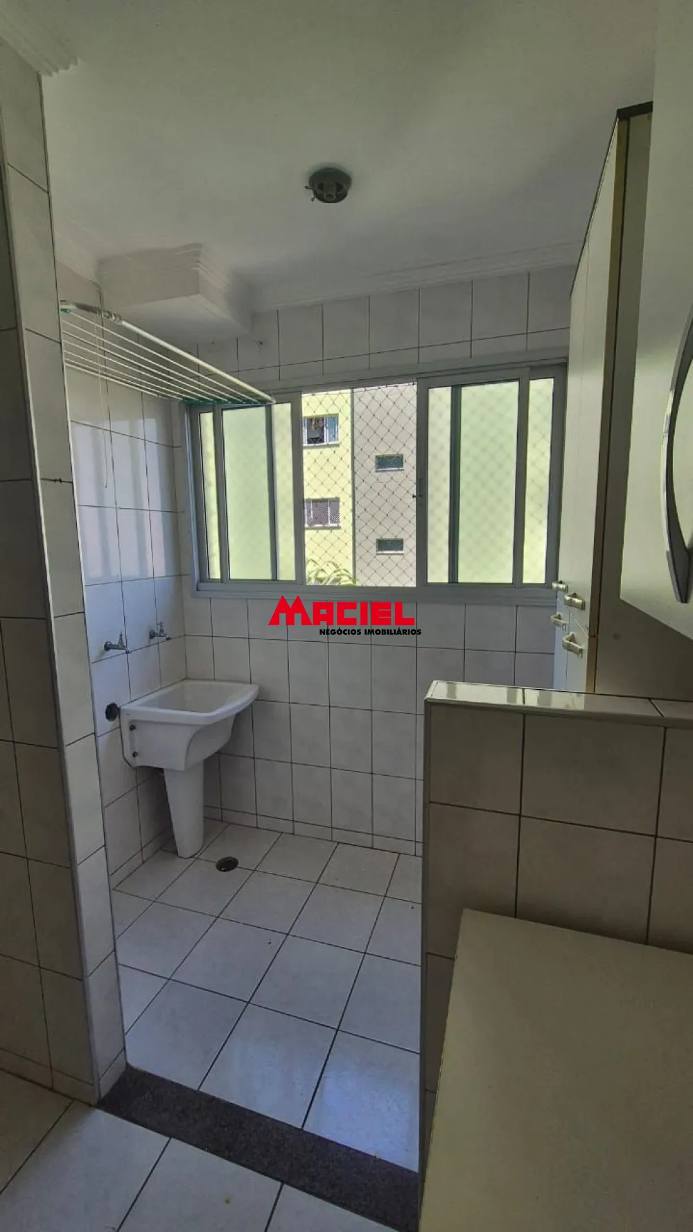 Comprar Apartamento / Padr&atilde;o em S&atilde;o Jos&eacute; dos Campos R$ 370.000,00 - Foto 14