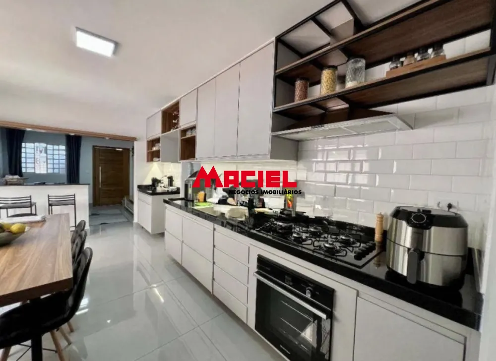 Comprar Casa / Padr&atilde;o em S&atilde;o Jos&eacute; dos Campos R$ 850.000,00 - Foto 1