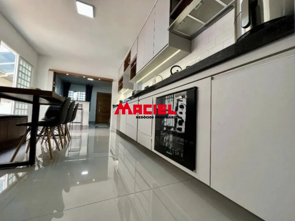 Comprar Casa / Padr&atilde;o em S&atilde;o Jos&eacute; dos Campos R$ 850.000,00 - Foto 2