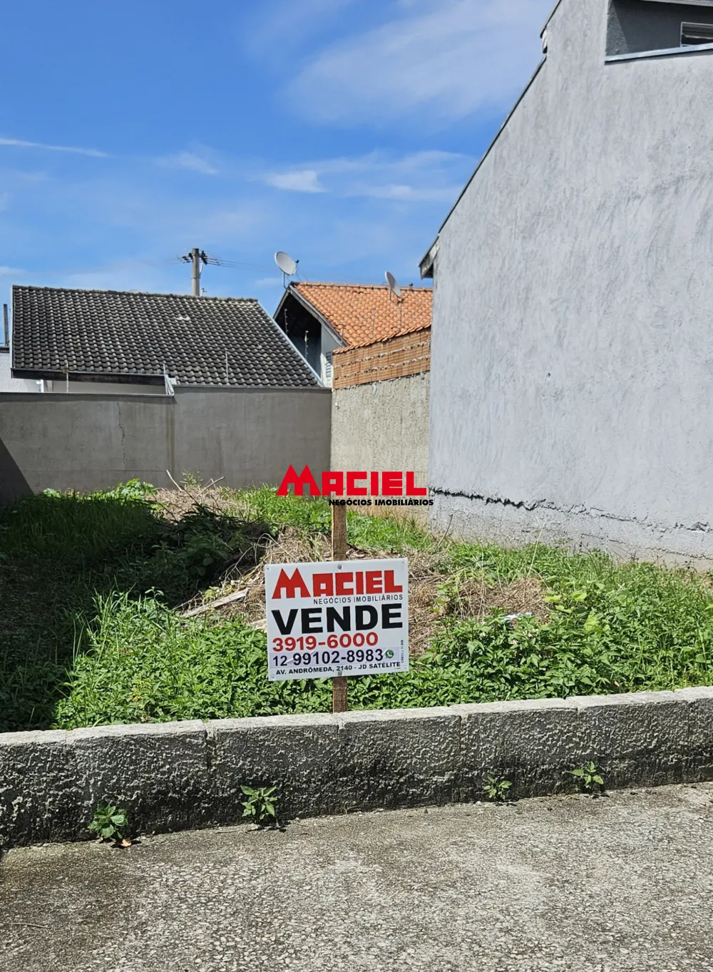 Comprar Terreno / Padr&atilde;o em S&atilde;o Jos&eacute; dos Campos R$ 170.000,00 - Foto 1