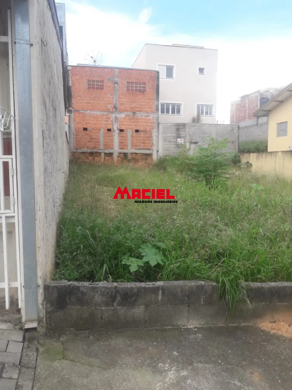 Comprar Terreno / Padr&atilde;o em S&atilde;o Jos&eacute; dos Campos R$ 195.000,00 - Foto 2