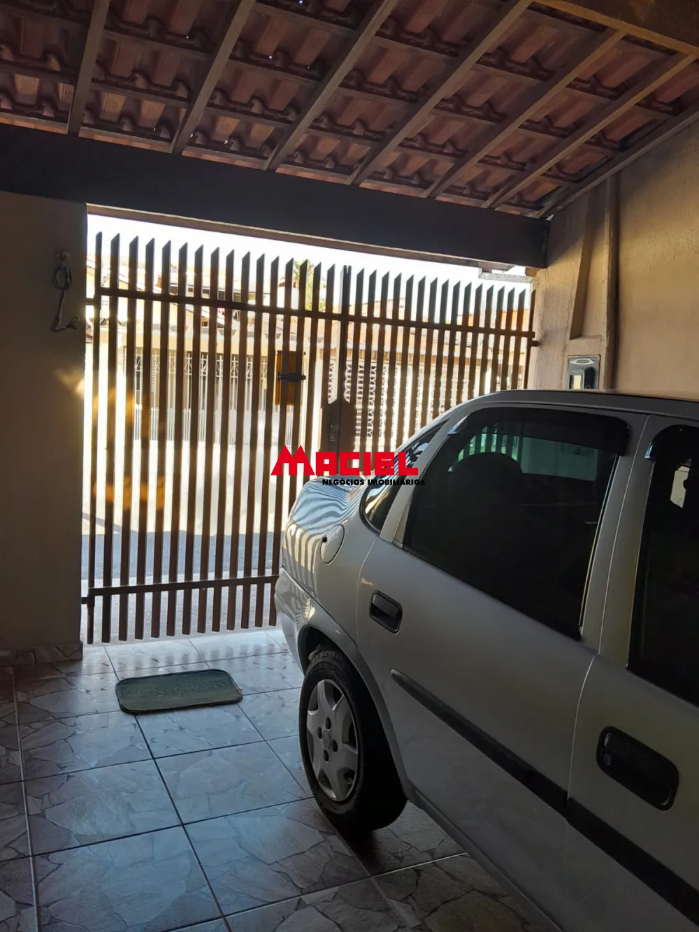 Comprar Casa / Padr&atilde;o em S&atilde;o Jos&eacute; dos Campos R$ 290.000,00 - Foto 1