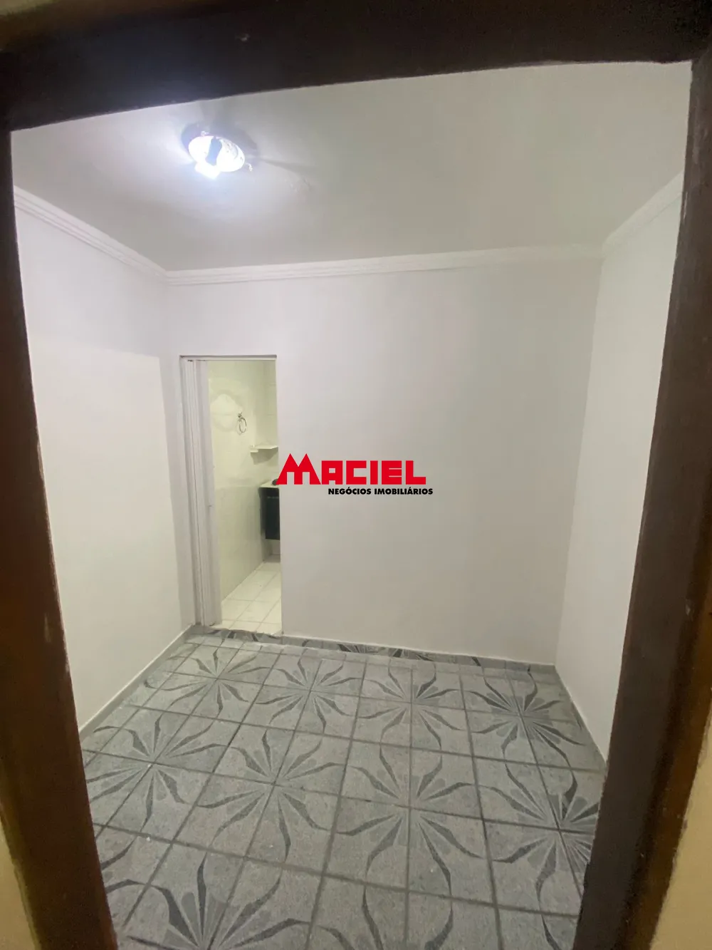Comprar Casa / Sobrado em S&atilde;o Jos&eacute; dos Campos - Foto 4