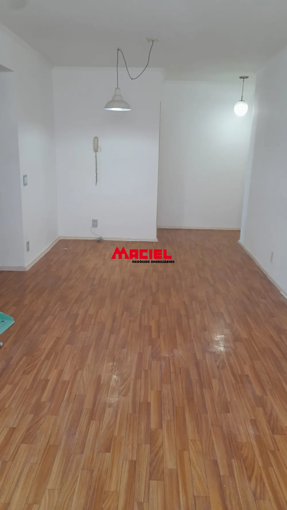 Alugar Apartamento / Padr&atilde;o em S&atilde;o Jos&eacute; dos Campos R$ 2.100,00 - Foto 1