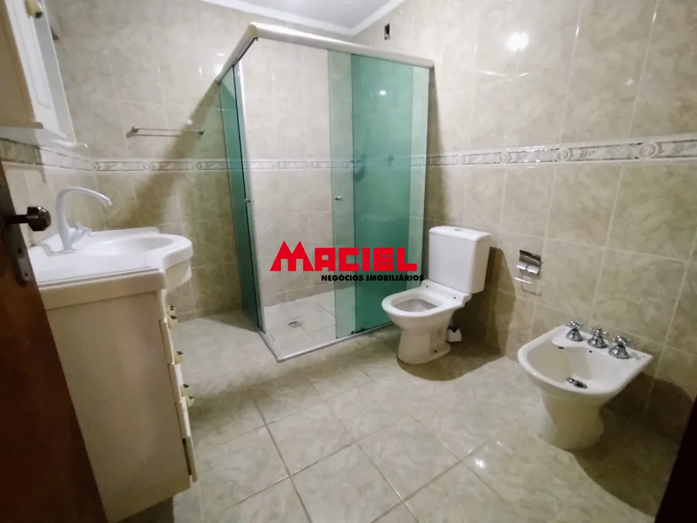 Alugar Casa / Sobrado em S&atilde;o Jos&eacute; dos Campos R$ 1.800,00 - Foto 25